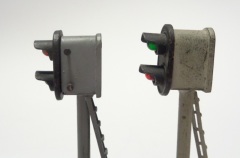 293-signal-ovale-colonne-grise-difference-plaque-CC-02