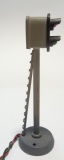 296-signal-ovale-colonne-socle-rond-vis-a-droite-04
