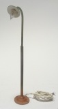 3-lampadaire-socle-rond-plat-3-volt-01